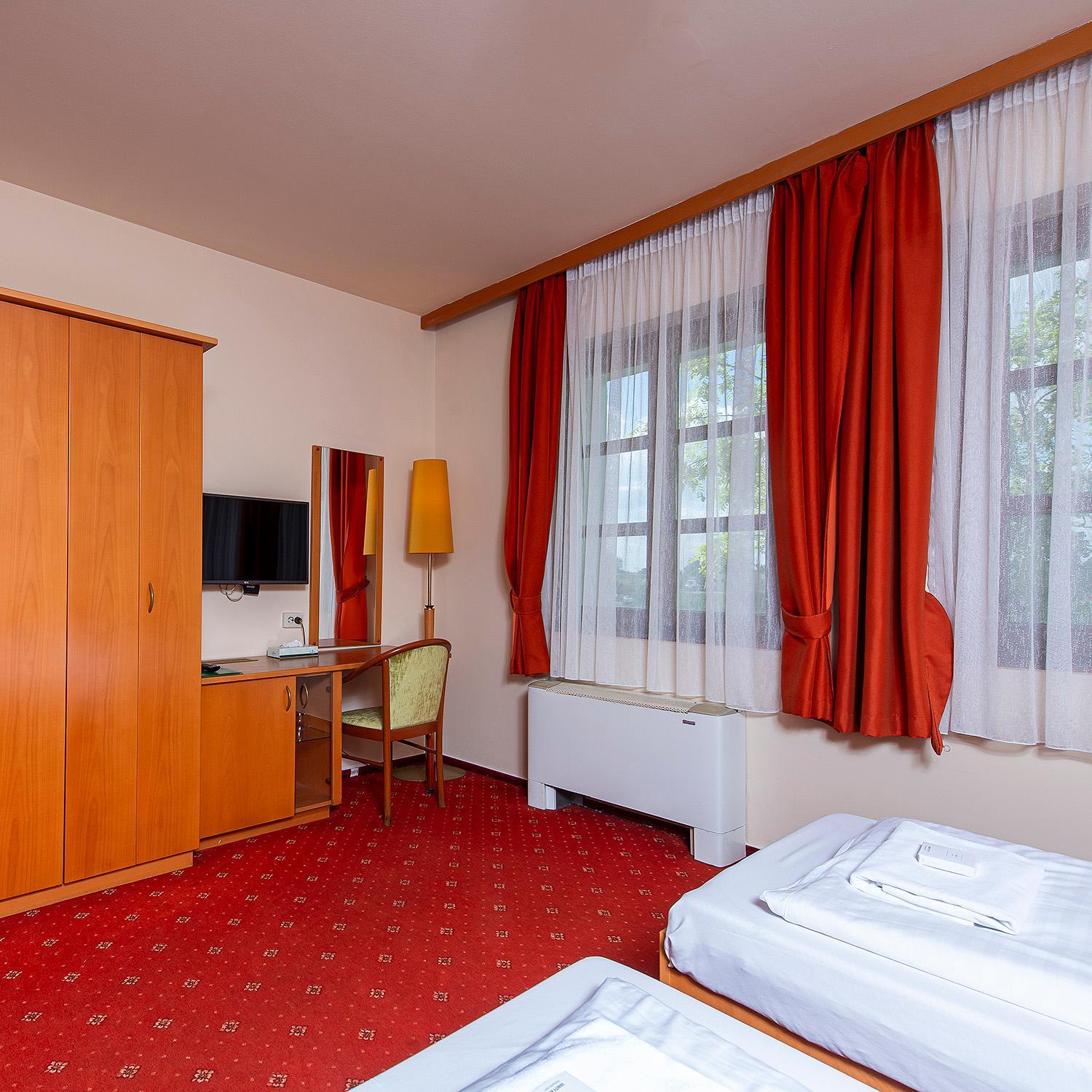 Gastland M0 Hotel & Conference Center Szigetszentmiklos Ngoại thất bức ảnh