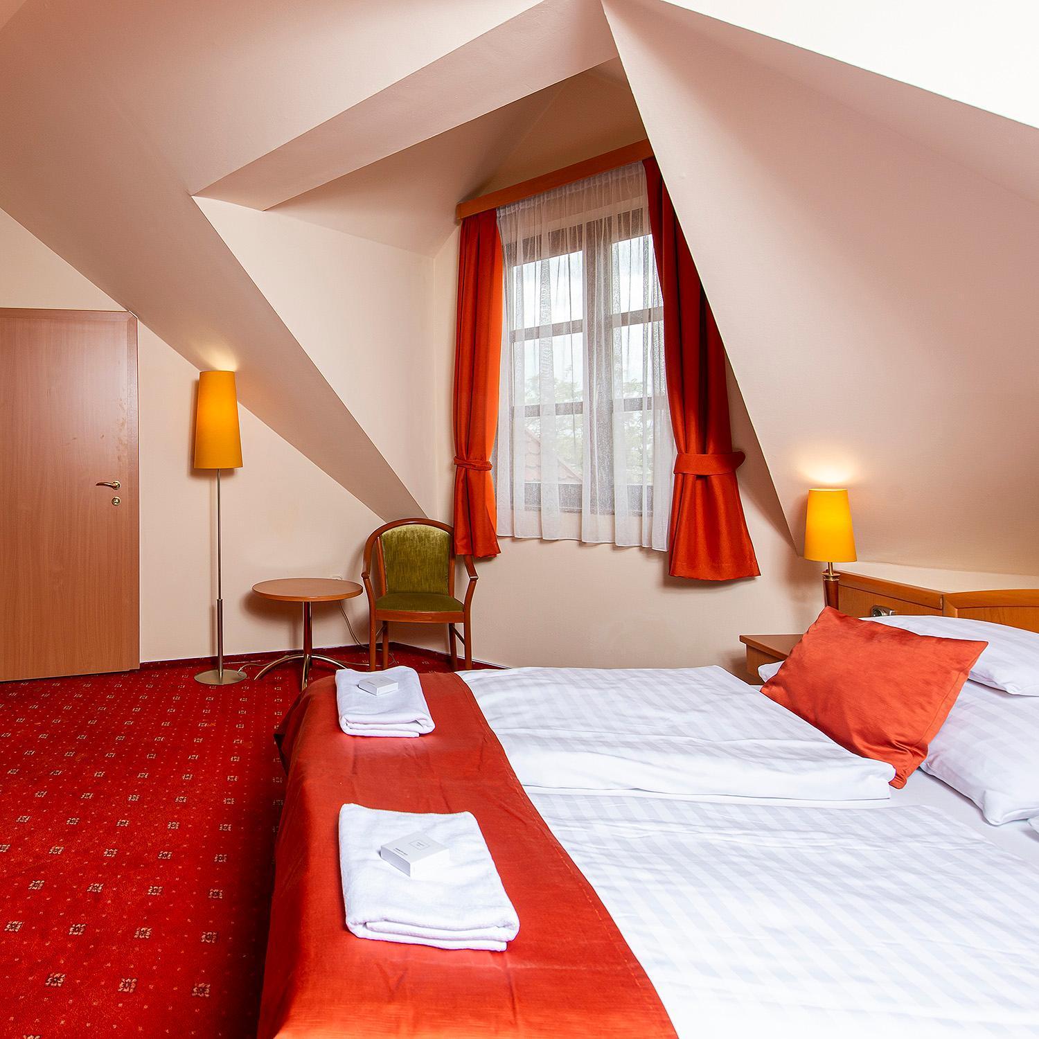 Gastland M0 Hotel & Conference Center Szigetszentmiklos Ngoại thất bức ảnh