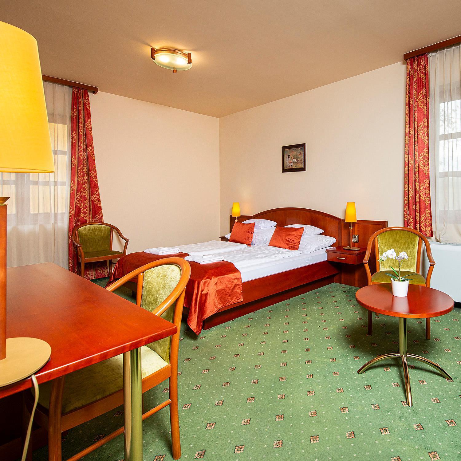Gastland M0 Hotel & Conference Center Szigetszentmiklos Ngoại thất bức ảnh