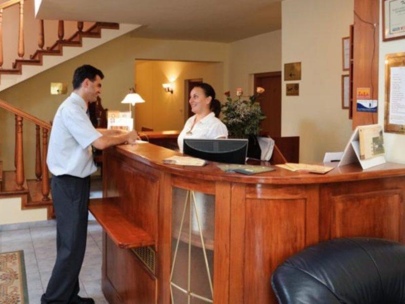Gastland M0 Hotel & Conference Center Szigetszentmiklos Ngoại thất bức ảnh